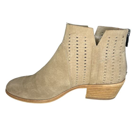 Vince Camuto Light Brown Patellen Suede Perforated Booties Size 7 - Picture 4 of 9